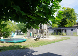 Speeltuin voor de deur