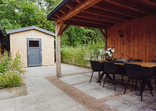 Tuin met schuur